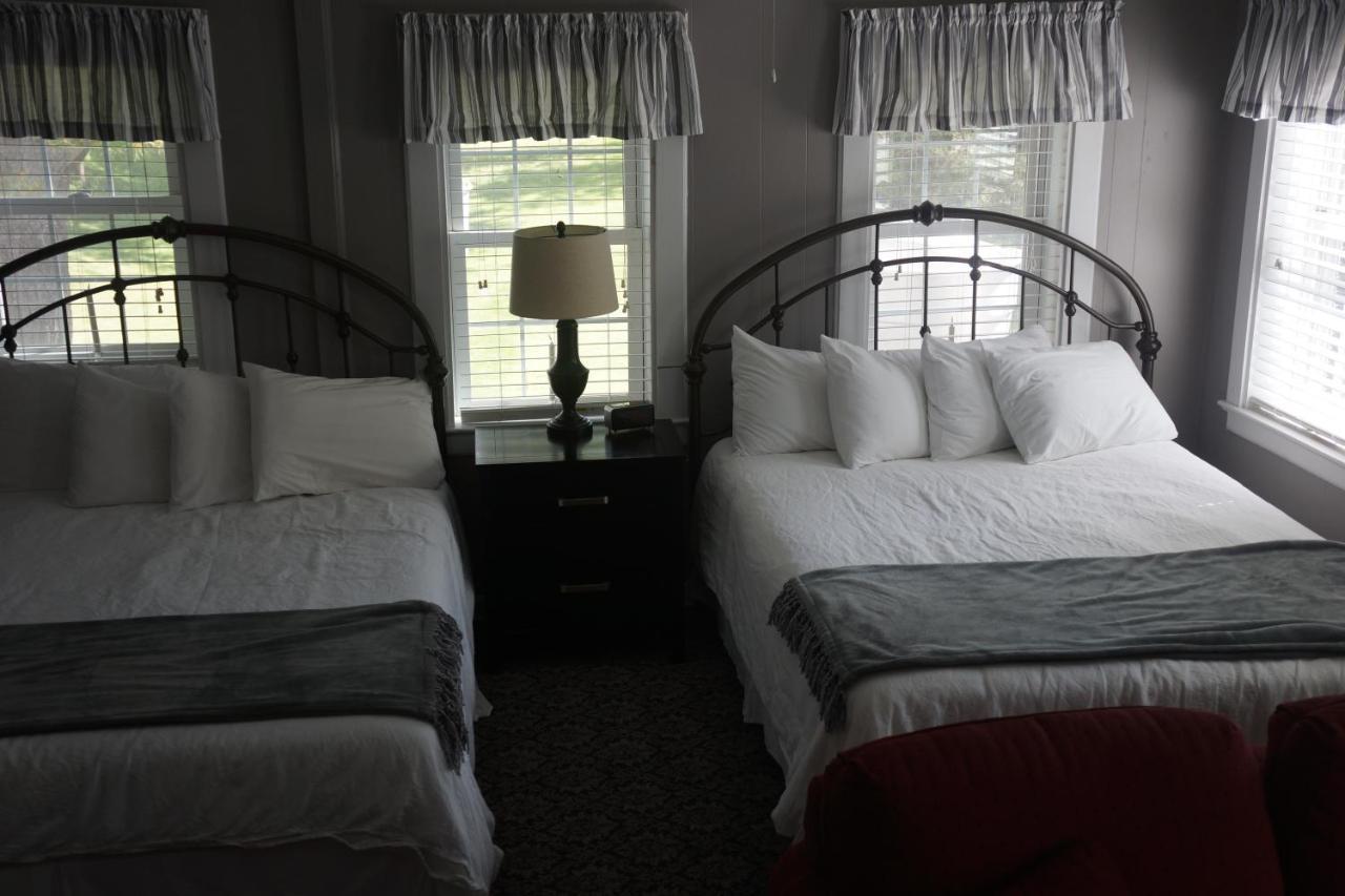 The Frogtown Inn Canadensis Exterior foto